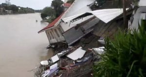 Philippine cyclone leaves at least 22 dead