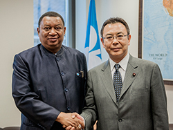 *Yosuke Takagi, Japan's State Minister of Economy, Trade and Industry (r) with HE Mohammad Sanusi Barkindo, OPEC Secretary General.