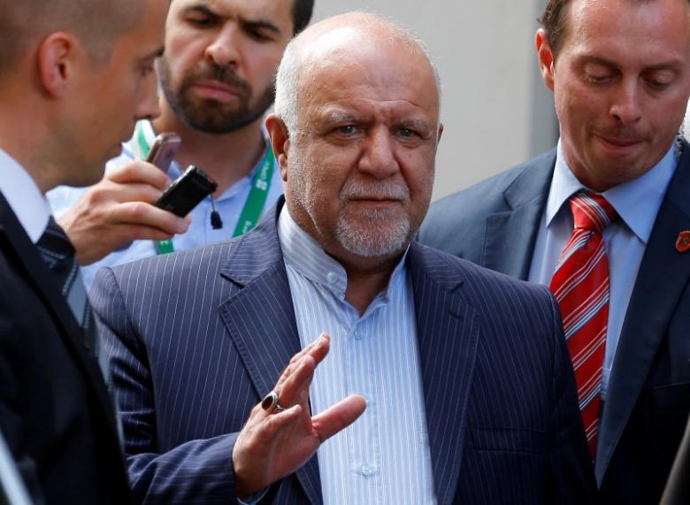 Iran oil minister inspects cyber security at key refinery