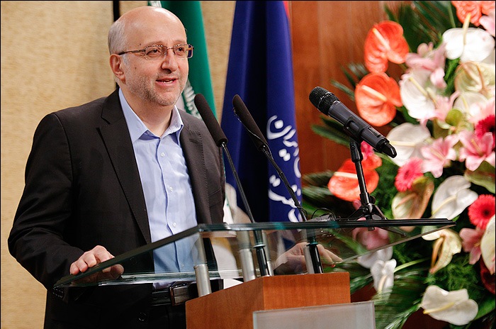 Iran to raise oil production to 4.5 million b/d in five years