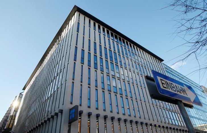 OPEC daily basket price close at $64.83/b
