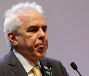 Brazil's Petrobras says bids for shallow water fields surpass $1 bln - filing