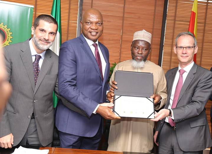 partners sign FID for development of 300mscf of gas