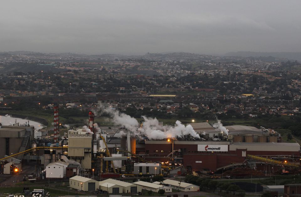 South African manufacturing output up 2.9 y/y in September