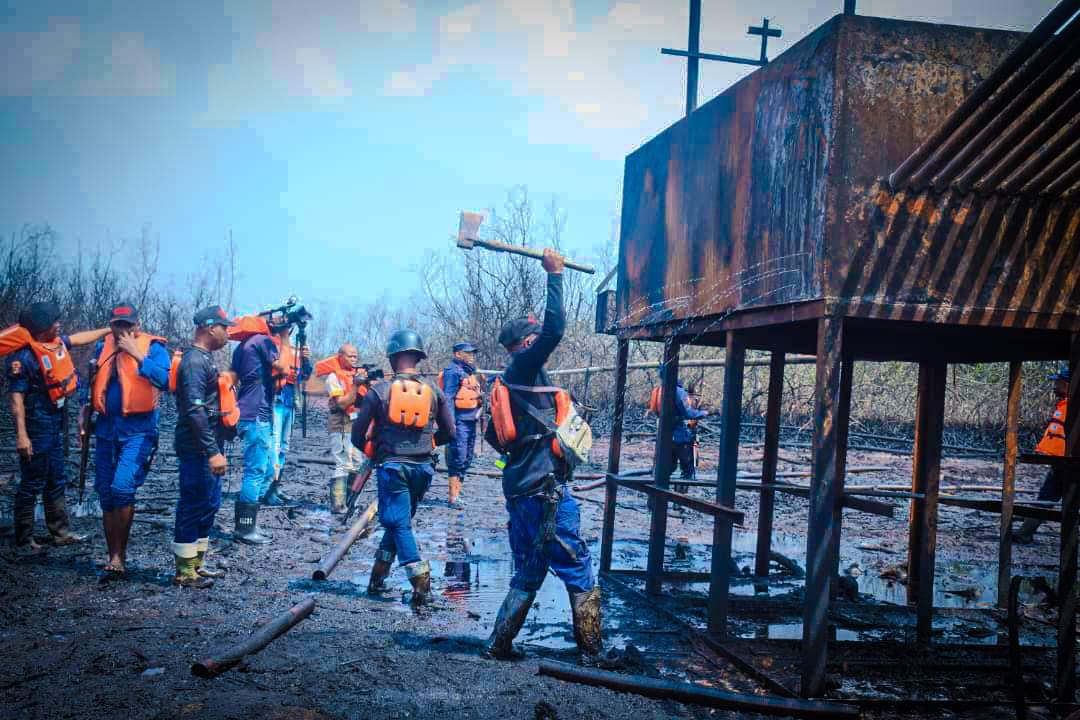 NSCDC Destroys Four Illegal Refineries Tapping Crude From OML18