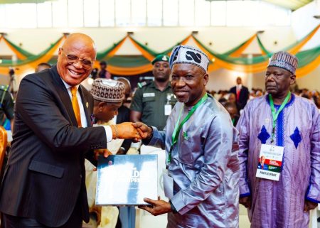 Ekpo hails Akwa Ibom’s CNG bus drive, Arise Agenda