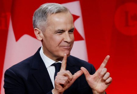 Canada names gas plant, port, mines as major projects to be sped up