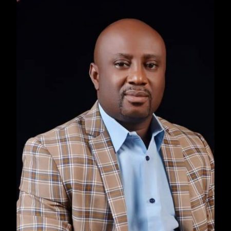 Stakeholder berates NNPCL Chief over Dangote refinery visit