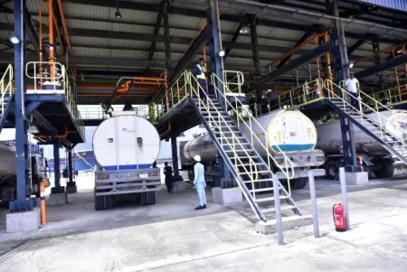 FG recommits to stable fuel supply as Dangote Refinery covers 85% of demand