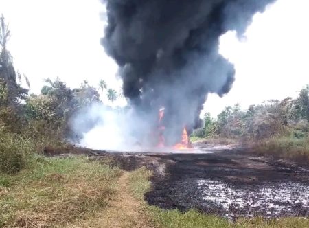 Gas leak, pipeline attacks force Rivers community residents to flee