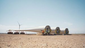 Largest renewable energy project in U.S. history begins operations